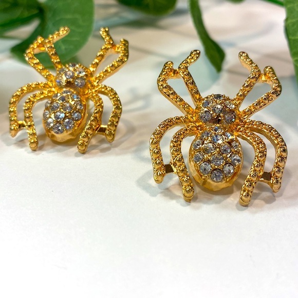 Crystal statement spider stud earrings - Picture 4 of 6